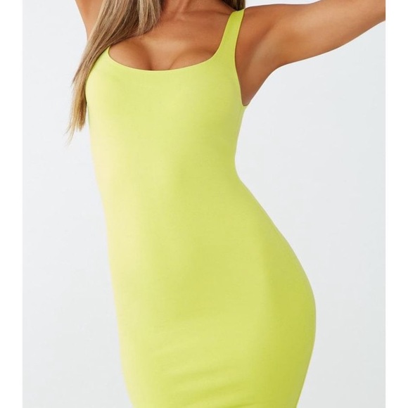 Forever 21 Green Bodycon Scoop Neck Dress - Picture 2 of 3